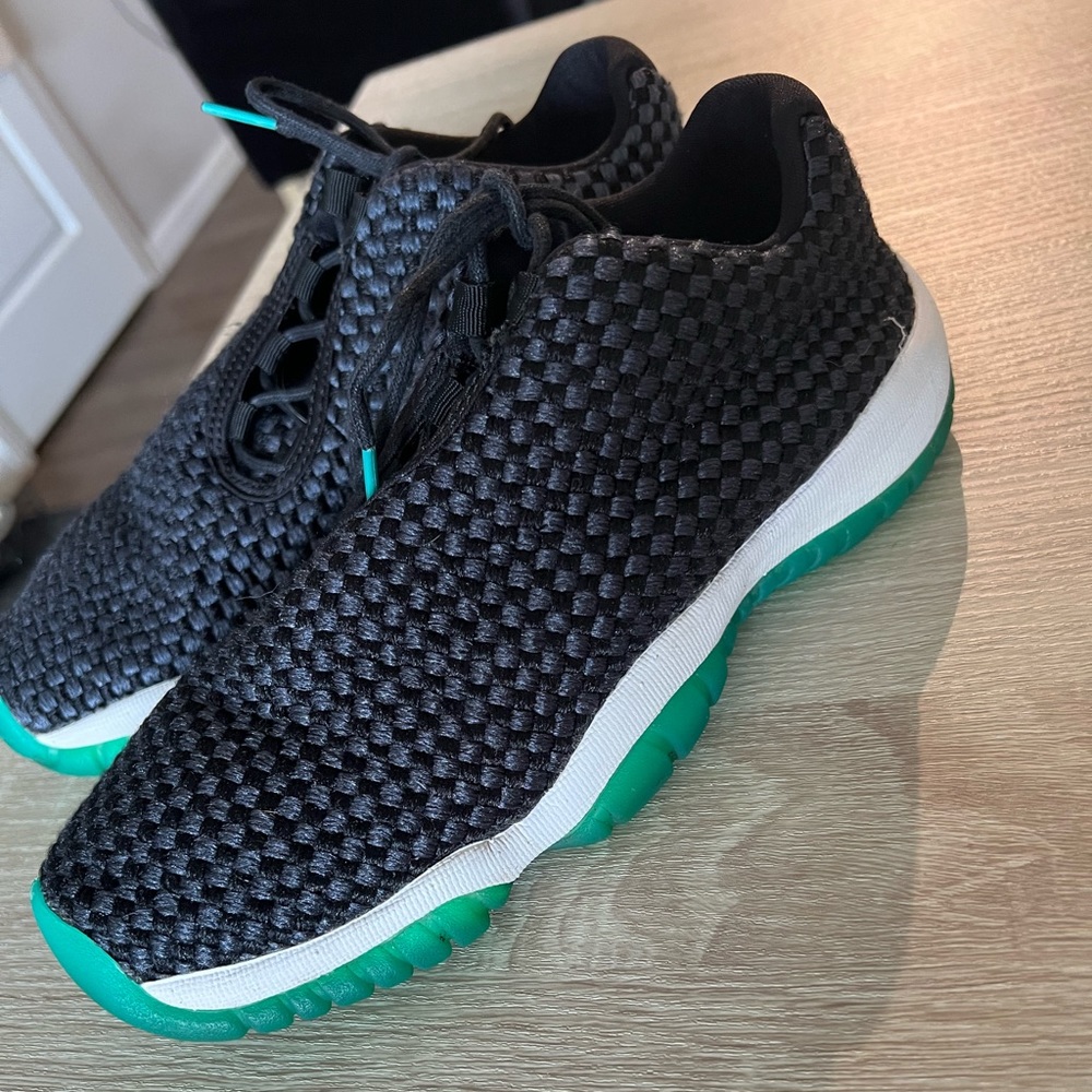 Jordan’s with the aqua bottoms